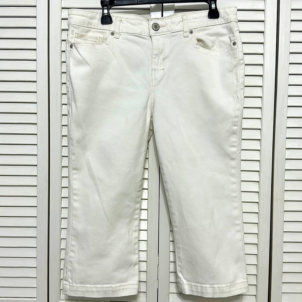 Route 66 Original Clothing Co Size 11/12 Cotton Stretch Capri White Floral Denim